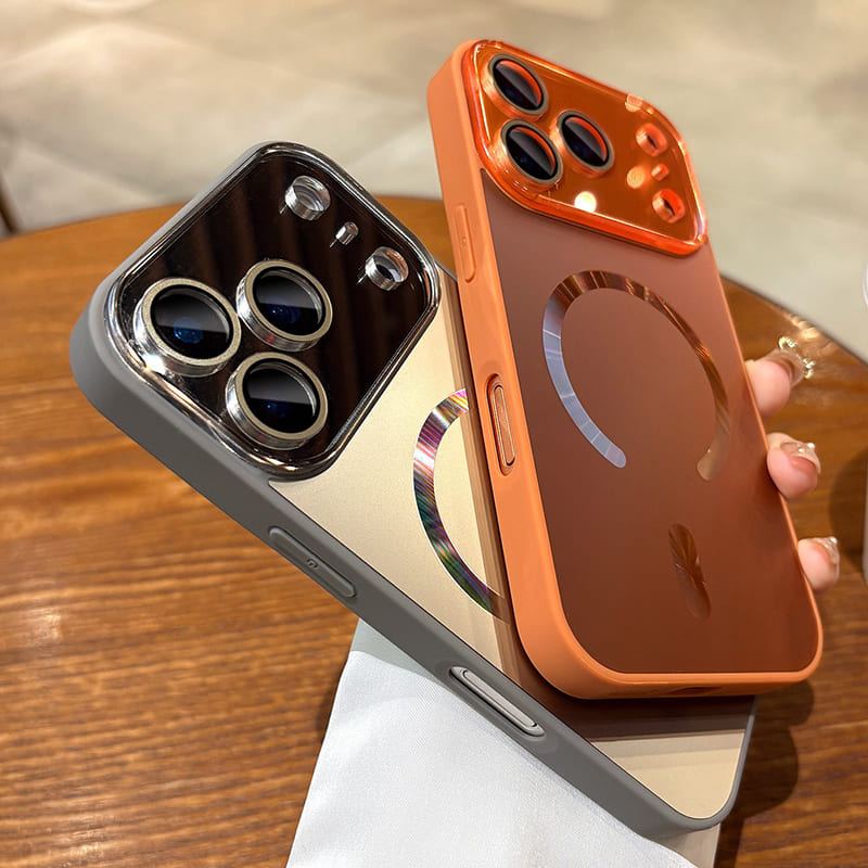 ChubbyArmor Chic - Matte Holographic Big Window Magnetic Case for iPhone 17